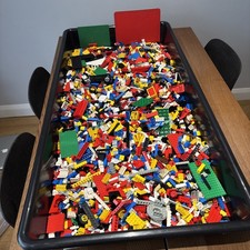 6kg of Assorted Vintage LEGO