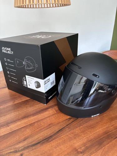 John doe one helmet - doe, one/helmet
