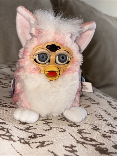 Furby babies coral 1999 - babies, 'coral'(?)