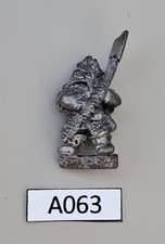 GW 1987 Dwarf Troll Slayer with Axe - Metal (A063)