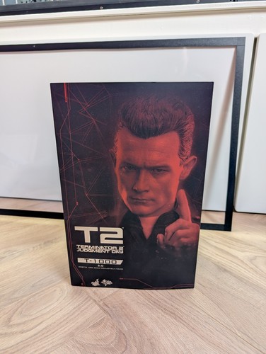 Hot toys mms774 terminator - toys,
