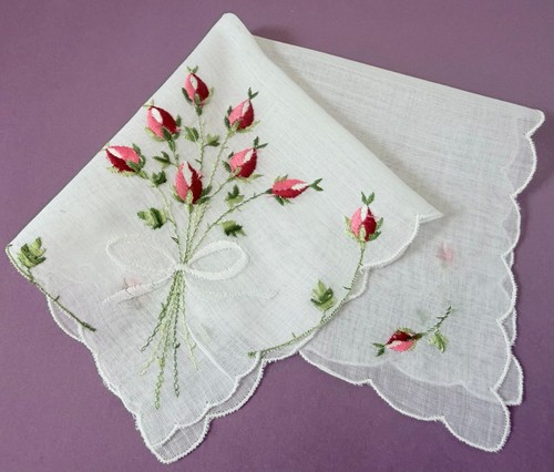 Vintage hanky embroidered - vintage,