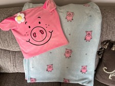 M&S Percy Pig Blanket Throw