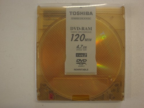 One toshiba dvd - dvd-ram, 4.7gb