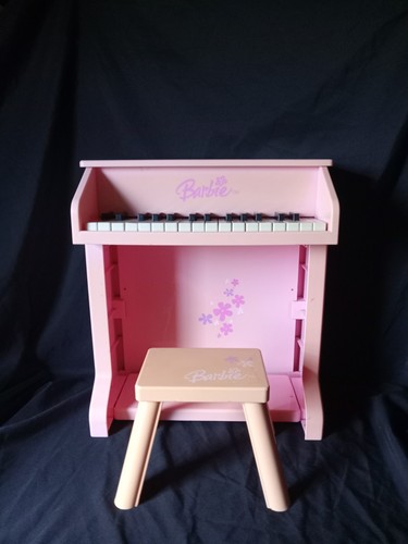 Barbie schoenhut style upright - barbie,