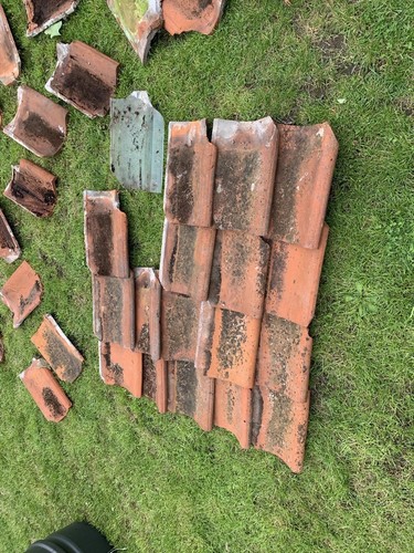 Reclaimed roof tiles clay - -,