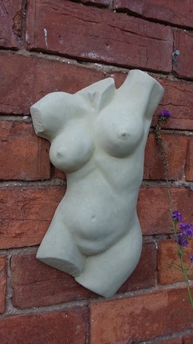 Stone garden female - 🇬🇧stone,