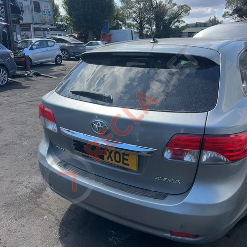 Toyota avensis 4d mk3 - avensis, tr