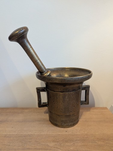 Heavy antique brass - heavy, apothecary