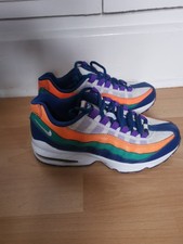 Nike Youth SIZE 5 Air Max 95