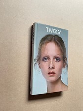 Twiggy: An Autobiography -