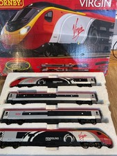 Hornby R2467X Virgin Pendolino "Virgin Star" Digital Train Boxed