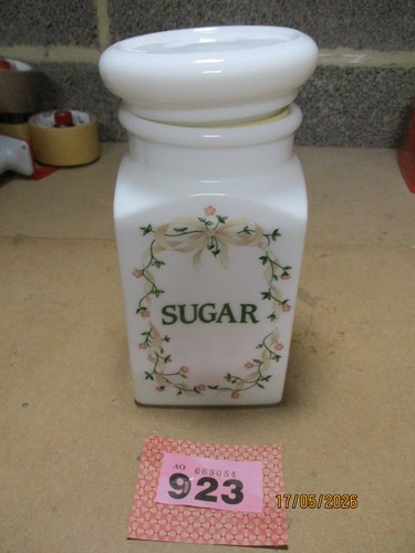 Vintage eternal beau storage - ,