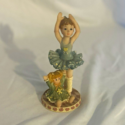 Small painted resin ballerina - small,