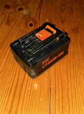 1x Lawnmaster 24vmax 4Ah