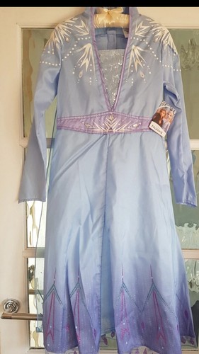 Stunning disney store elsa - stunning,