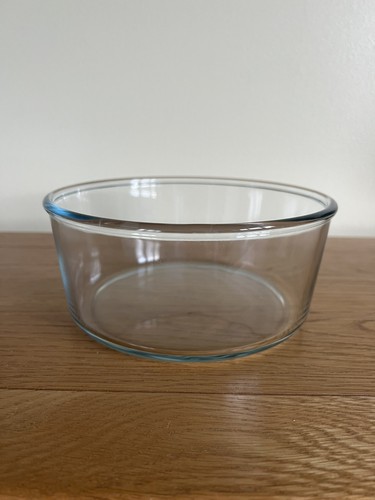 Pyrex trifle soufflé - trifle, dish