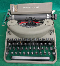 LOVELY  VINTAGE 1950