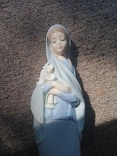 Vintage Lladro Woman With