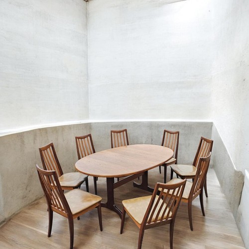 Plan extendable dining table - g,