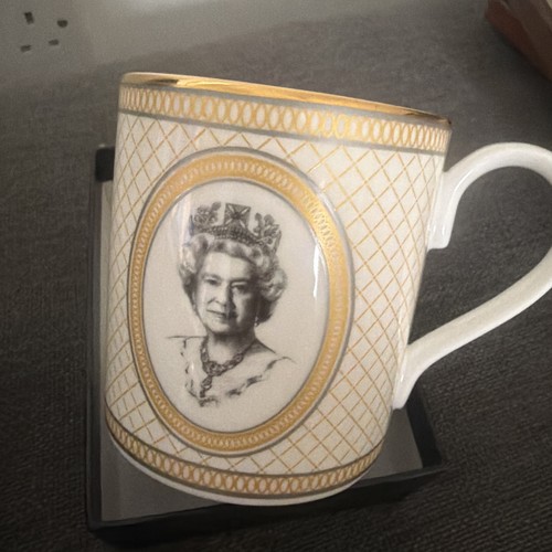 New halcyon days mug queen - new,