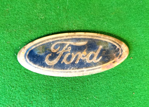 Classic oval ford badge - ford,