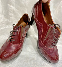 Stylish Ladies Pavers Burgundy Patent Heeled Brogues Size UK6 EU39 Super cond