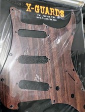 . Custom 62 Strat Scratchplate . Rosewood . X-Guards . USA .