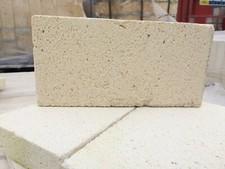 INSULATION BRICKS 230 x 114 x 76mm (51261) SECONDS 23 grade rated to 1260c
