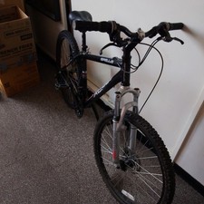 Apollo xc26s mens moutain bike