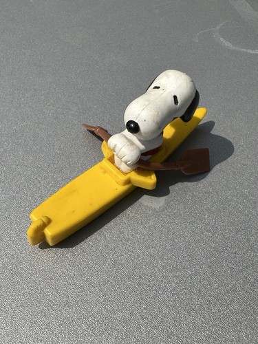 Vintage 1984 snoopy figurine - vintage,