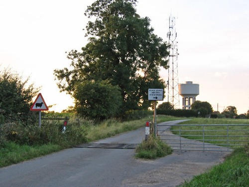 Photo 6x4 water tower and - 6x4,