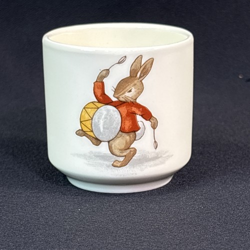 Bunnykins royal doulton egg - royal,