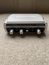 Audio fast track - track, guitar/mic