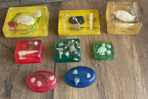 Vintage 60s 70s lucite - 70s,