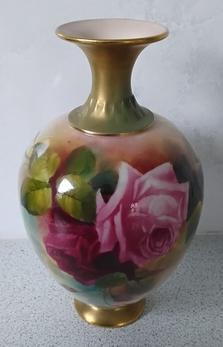 Royal worcester roses vase - worcester,