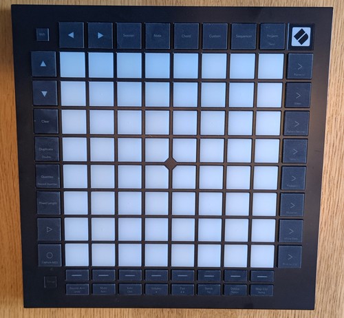Novation launchpad pro mk3 - pro,