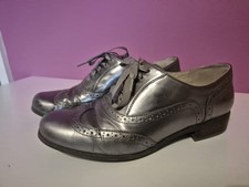 Clarks Metallic Silver Pewter Brogues Size 7 Leather Lace Up Heeled Shoes