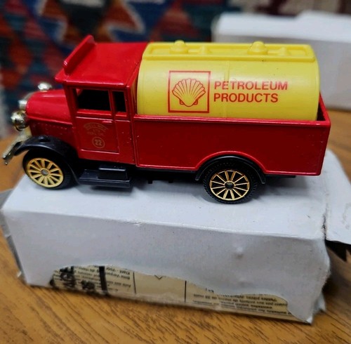 Corgi morris truck - morris, shell