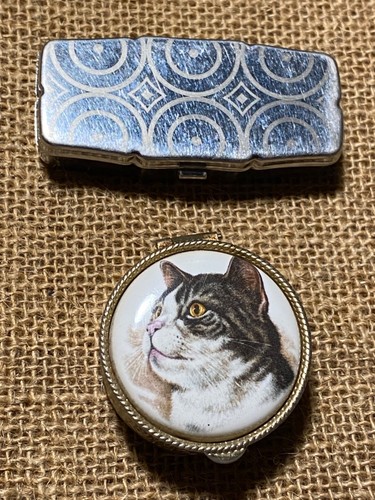 Vintage enamel cat pill - cat,
