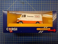 Corgi mercedes 207d van - corgi,