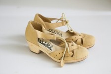 F- Troupe London Bran NEW Light Beige Nubuck Suede Lace up Clog Sandals 6.5