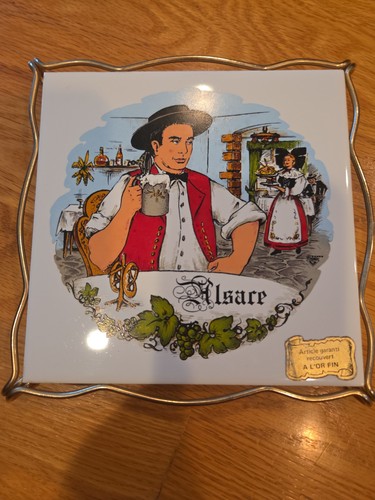 Vintage dutch alsatian trivet - vintage,