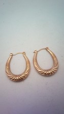 9 ct Gold Patterned Oval