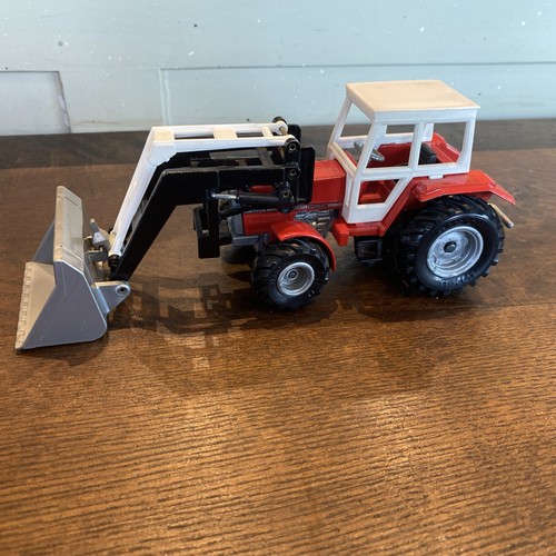 Siku farm toys massey - siku, 1:32.massey