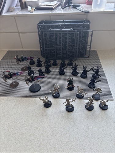 Wyches squad dark - squad,