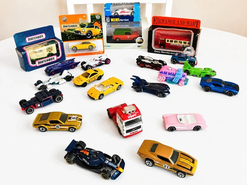 Hot wheels corgi matchbox - hot,