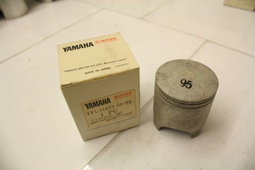 Nos yamaha 1980 - yamaha,