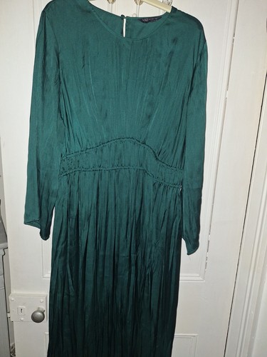Ladies jade green - long, sleeved