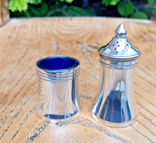 Vintage silver plate pepper - silver,